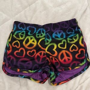 The Children's Place Multicolor Peace and Heart Shorts Size 5/6
